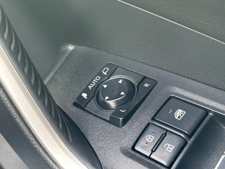 2020 Toyota Rav4 - thumbnail 21