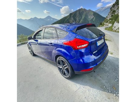 2017 Ford Focus - photo 6