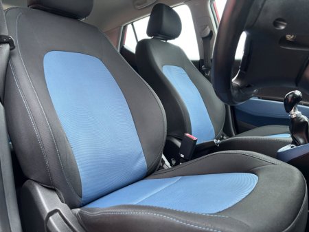 2015 Hyundai i10 - thumbnail 10