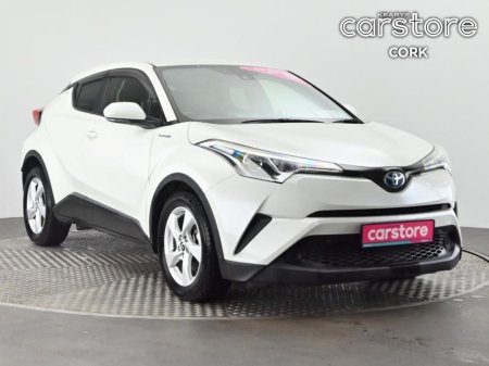 2017 Toyota C-HR C-HR HYBRID AUTO €18,880