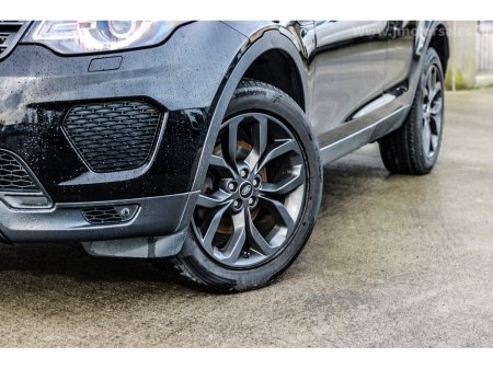 2019 Land Rover Discovery Sport - view 2