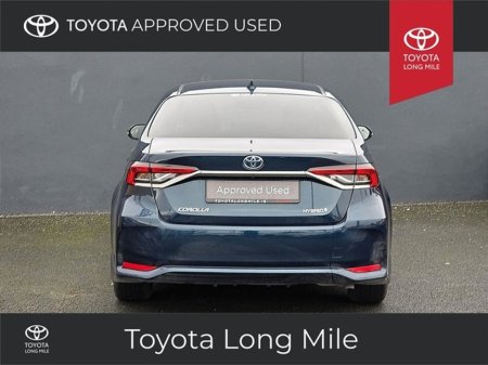 2025 Toyota Corolla 1.8 Hybrid Luna Sport 4Dr €34,949 thumbnail