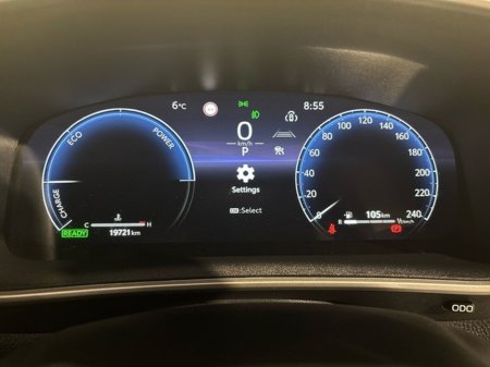 2025 Toyota Corolla Cross 1.8 SPORT HYBRID AUTO €40,450 thumbnail