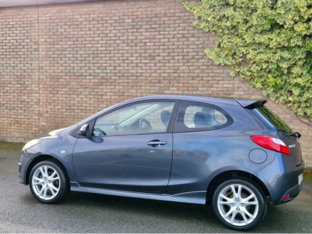 2010 Mazda Mazda2 1.3 TAMURA €2,999 thumbnail