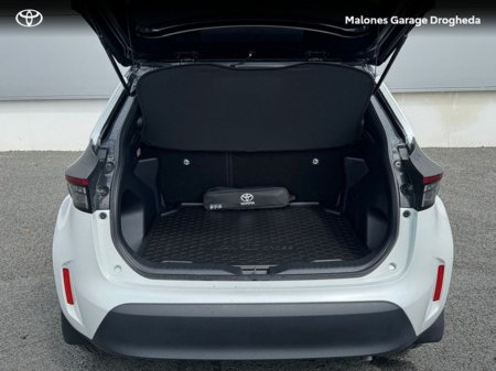 2023 Toyota Yaris Cross - thumbnail 9