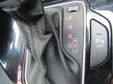 2018 Kia Niro Hybrid EXL 5DR Auto €15,950 thumbnail