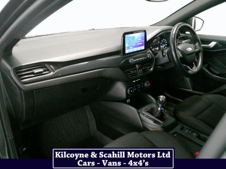 2021 Ford Focus ST-LINE TDCI thumbnail