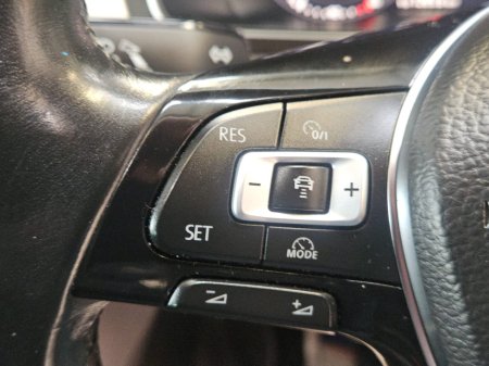 2018 Volkswagen Passat - thumbnail 9