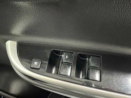 2020 Mitsubishi L200 - thumbnail 20