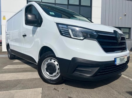 2025 Renault Trafic - photo 2