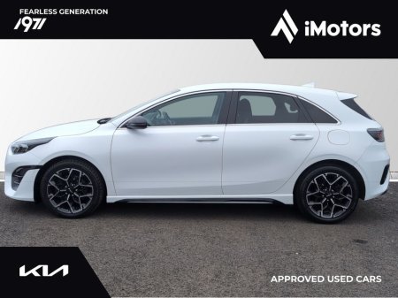 2023 Kia Ceed - thumbnail 3