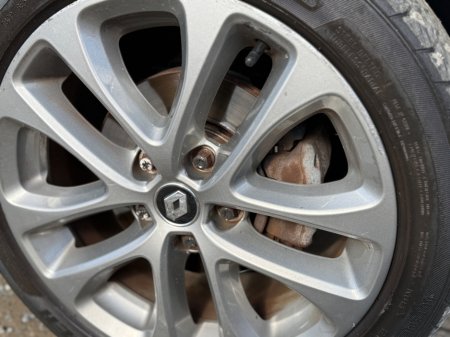 2017 Renault Megane - thumbnail 10