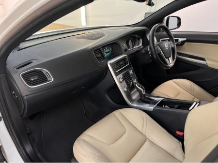 2016 Volvo S60 - thumbnail 23