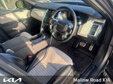 2021 Land Rover Discovery 3.0 SD6 R- R-DYNAMIC H 7 SEATER €74,950 thumbnail