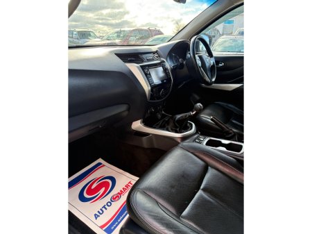 2016 Nissan Np300 NAVARA TEKNA DCI 4X4 SHR DCB €16,750 thumbnail