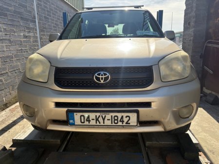 2004 Toyota Rav4 - photo 4