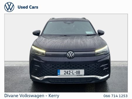 2024 Volkswagen Tiguan R LINE 2.0 TDI 150HP AUTO €54,950 thumbnail
