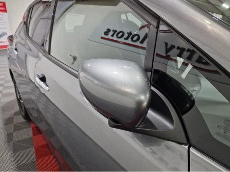 2024 Nissan Leaf - thumbnail 30