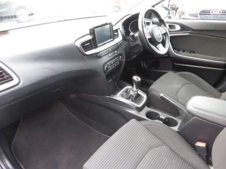 2019 Kia Ceed K2 Commercial 5DR €9,750 thumbnail