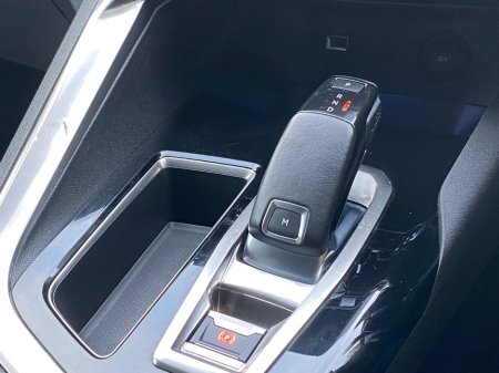 2019 Peugeot 5008 1.5 BlueHDi 130bhp Allure Auto €24,900 thumbnail