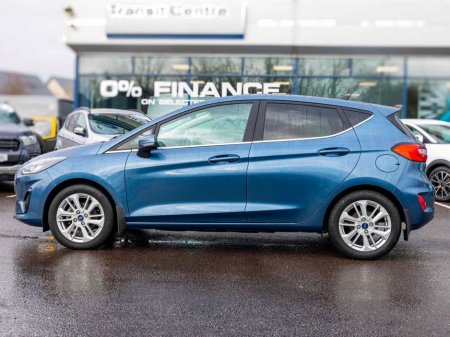 2022 Ford Fiesta 2022 Ford Fiesta Blue 1.0T EcoBoost 100PS Titanium €20,950 thumbnail