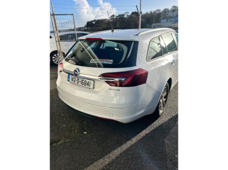 2014 Opel Insignia 2.0CDTI 140PS S €2,950