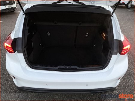 2023 Ford Focus 1.0L EcoBoost 125PS ST-Line €22,900 thumbnail