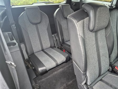 2017 Peugeot 5008 - thumbnail 14