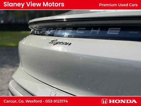 2022 Porsche Taycan - thumbnail 2