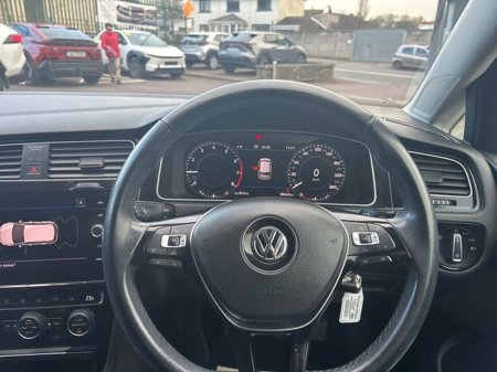 2018 Volkswagen Golf - thumbnail 9