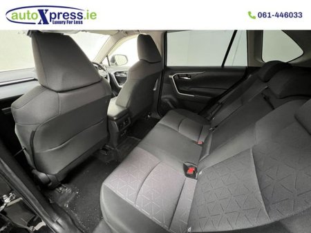 2020 Toyota Rav4 - photo 6