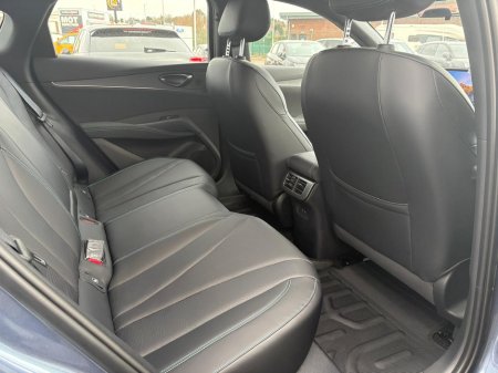 2026 BYD Seal 6 - thumbnail 3