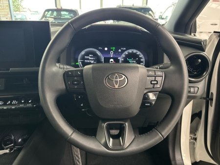 2024 Toyota C-HR - thumbnail 9