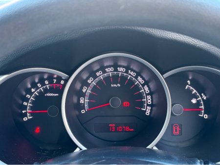 2017 Kia Venga - thumbnail 8