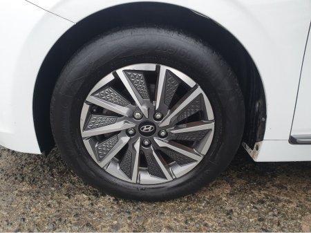 2022 Hyundai Ioniq PREMIUM AUTOMATIC FULLY ELECTRIC NCT 02/28 FINANCE AVAILABLE @ €59 PER WEEK HEATED SEATS/ SAT NAV/ TOUCH SCREEN MEDIA/ BLUETOOTH/ USB/ REVERSE CAMERA/ HISTORY CHECKED €14,950 thumbnail