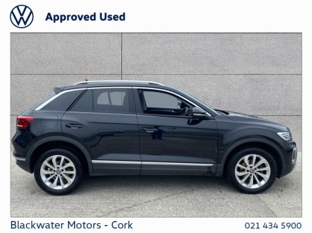 2024 Volkswagen T-Roc 2.0TDI 116BHP STYLE WITH REARVIEW CAMERA €34,995 thumbnail