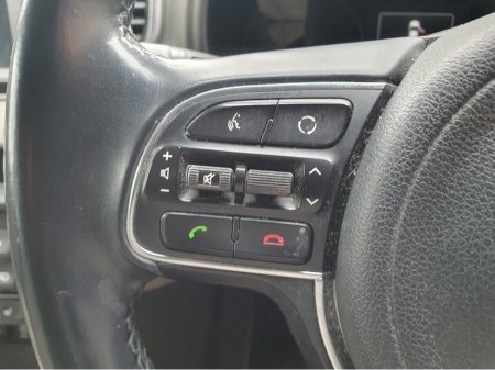 2018 Kia Sportage PLATINUM // LEATHER // SAT NAV // CAMERA thumbnail