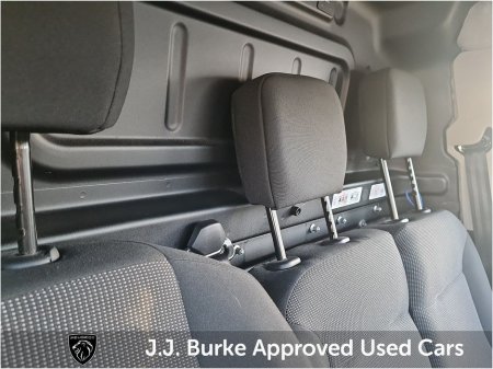 2025 Peugeot Partner PARTNER PRO PLUS1.5 HDI 100 65 thumbnail