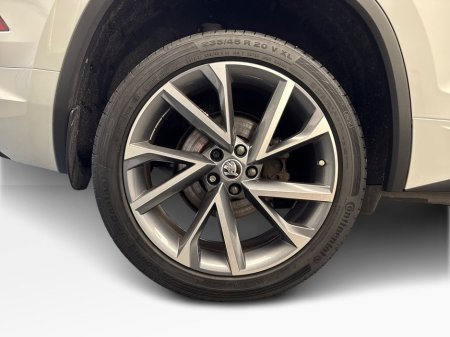 2023 Skoda Kodiaq 2.0TDI DSG SPORTLINE *5.9% APR* €110 PWE WEEK ON OCO €52,995 thumbnail