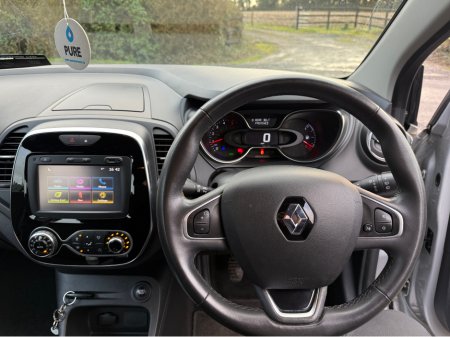 2018 Renault Captur - thumbnail 8