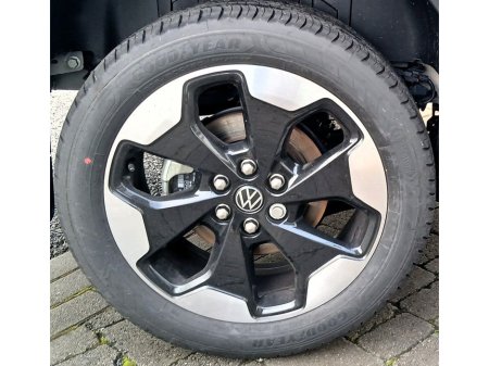 2025 Volkswagen Transporter - thumbnail 9