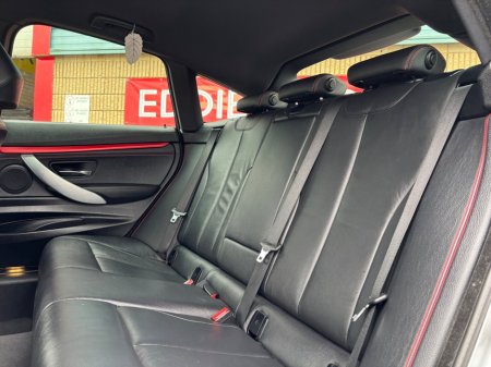 2013 BMW 3 Series - thumbnail 14