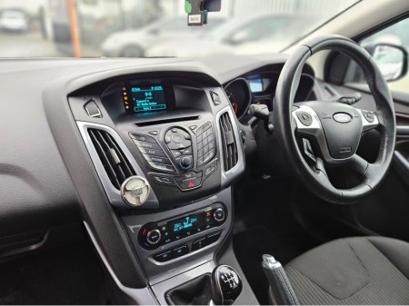 2014 Ford Focus TITANIUM 1.6 TDCI 115PS 4 2014MY €8,450 thumbnail