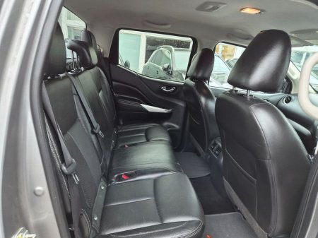 2021 Nissan Navara - thumbnail 6