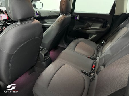 2022 MINI Countryman (221) COUNTRYMAN E ALL4 CLA CLASSIC €32,995 thumbnail