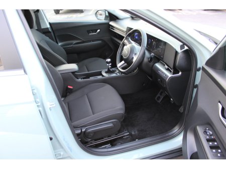 2025 Hyundai Kona 1.0 T-GDI Elegance €34,950 thumbnail