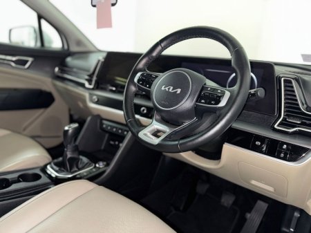 2023 Kia Sportage - thumbnail 2
