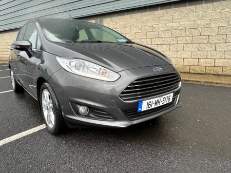 2016 Ford Fiesta - thumbnail 7