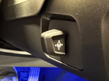 2023 BMW iX - thumbnail 17