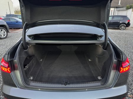 2019 Audi A6  thumbnail